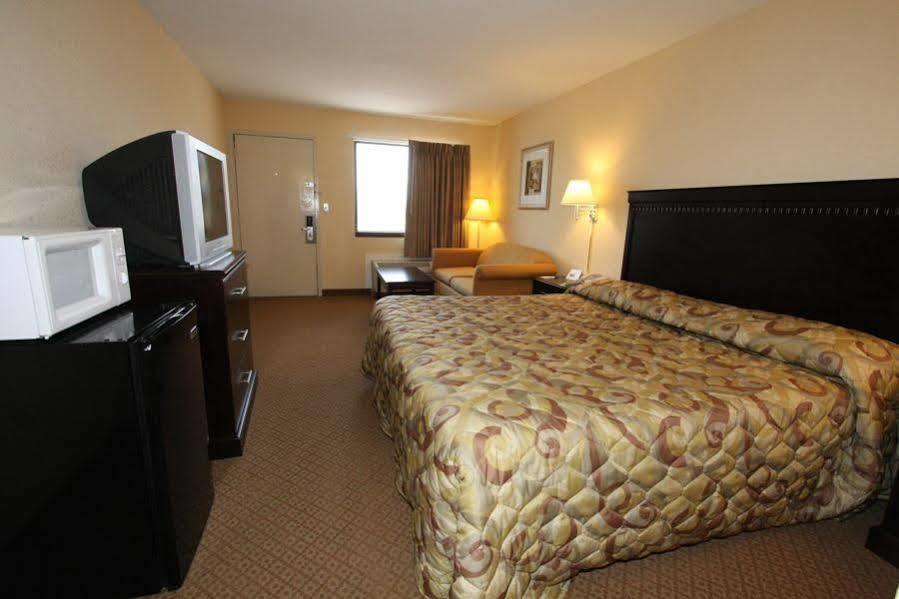 Rodeway Inn Harrisburg Exterior foto
