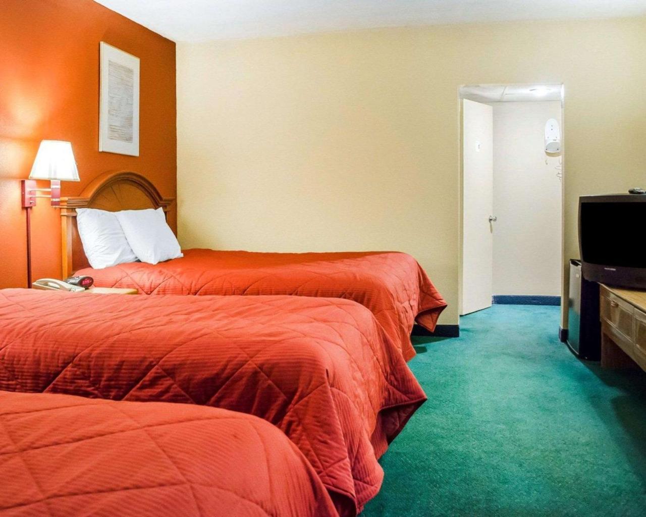 Rodeway Inn Harrisburg Exterior foto